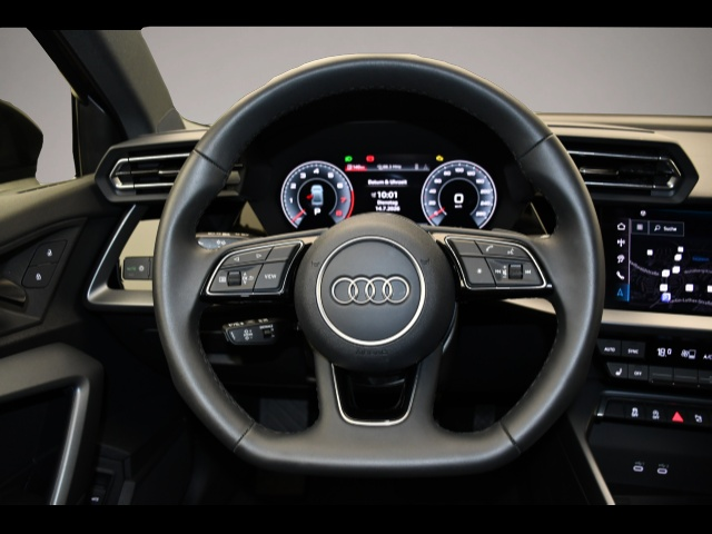 Audi A3 (10/2025, Benzin)