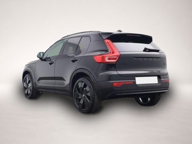 Volvo XC40 (04/2026, Benzin)