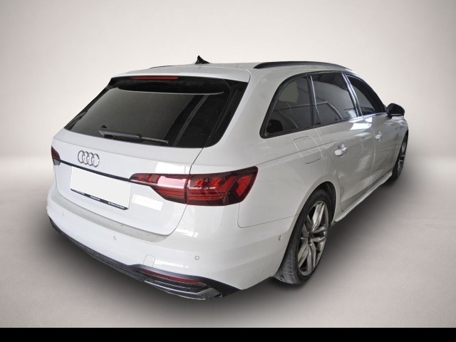 Audi A4 (03/2023, Diesel)