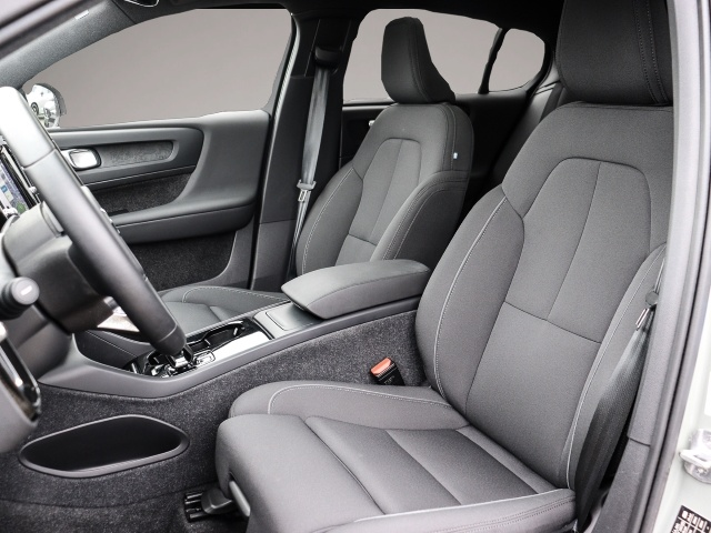 Volvo C40 (04/2024, ELECTRIC)