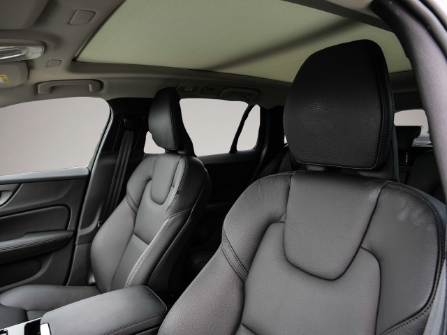 Volvo V60 (07/2025, Hybrid (Benzin/Elektro))