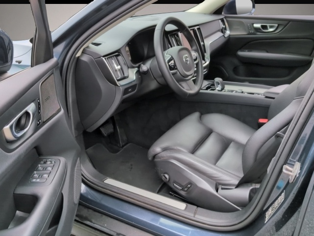 Volvo V60 Cross Country (03/2024, Benzin)