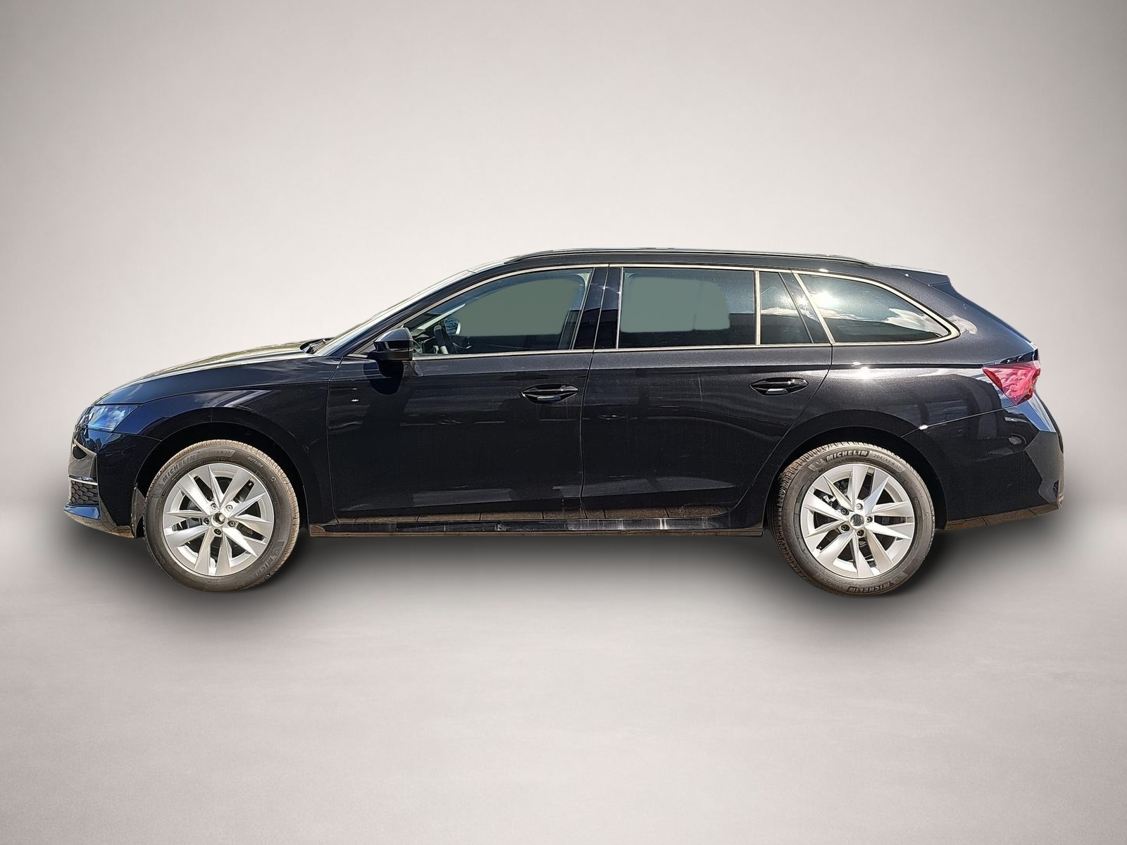 Skoda Octavia (01/2026, Benzin)