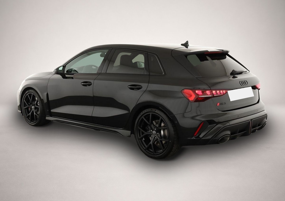Audi RS3 (06/2026, Benzin)
