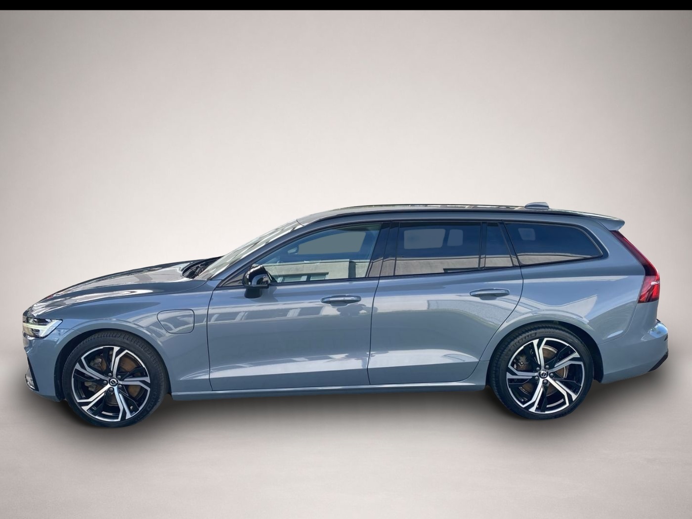 Volvo V60 (03/2023, )