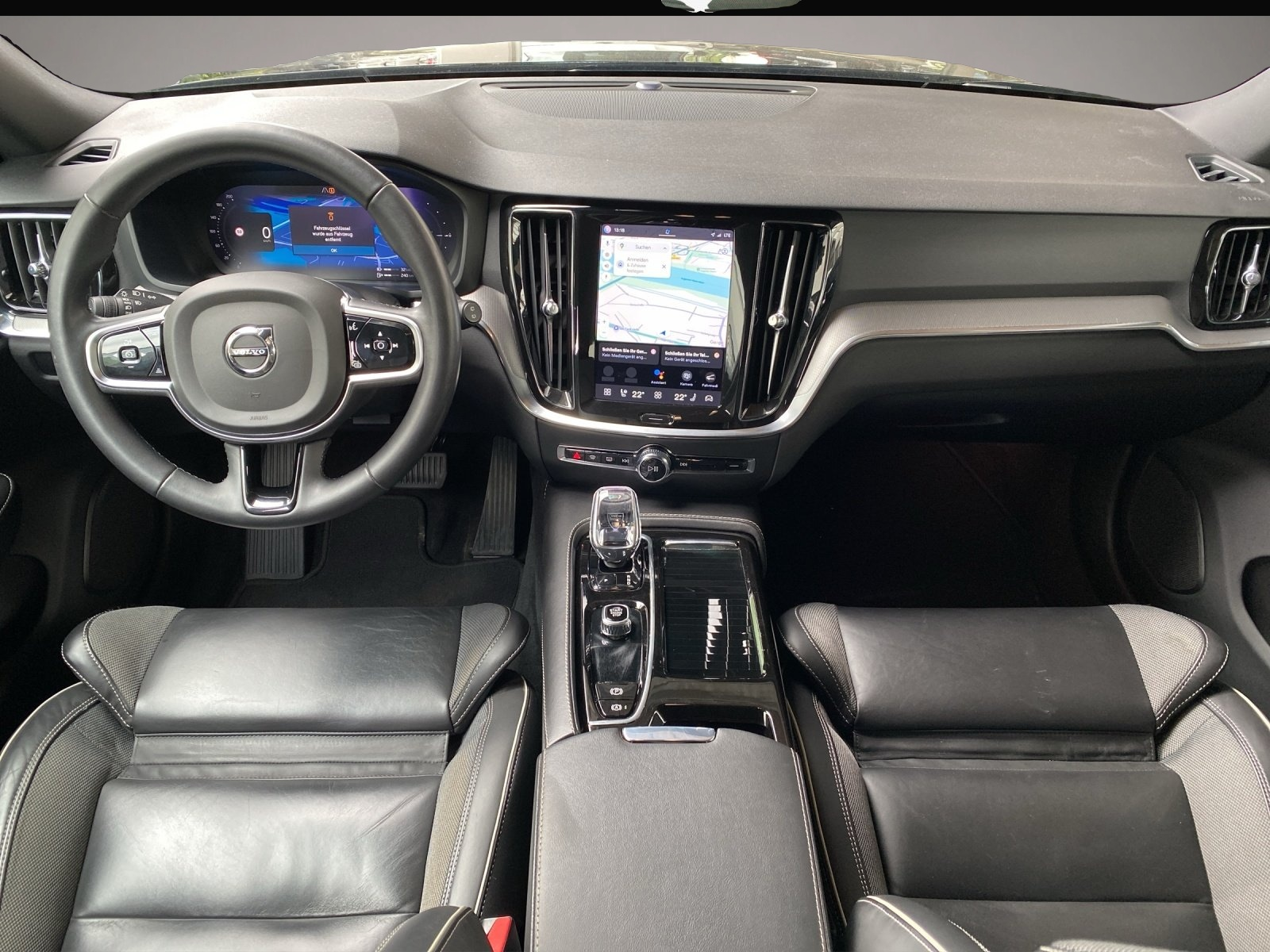 Volvo V60 (03/2023, )