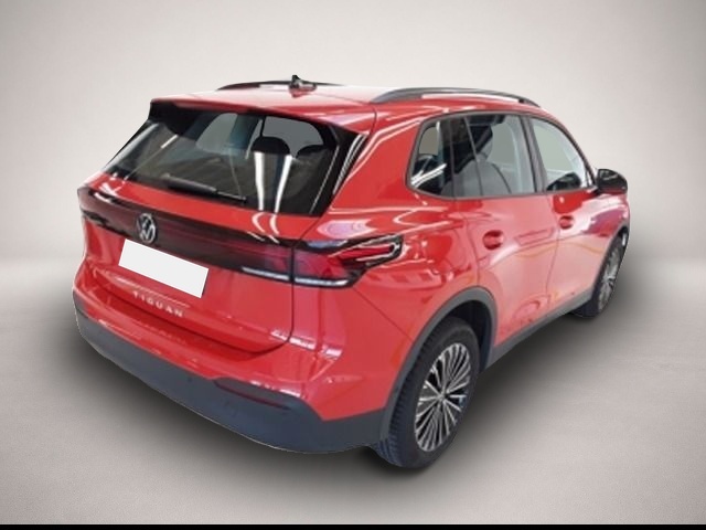 Volkswagen Tiguan (09/2025, )