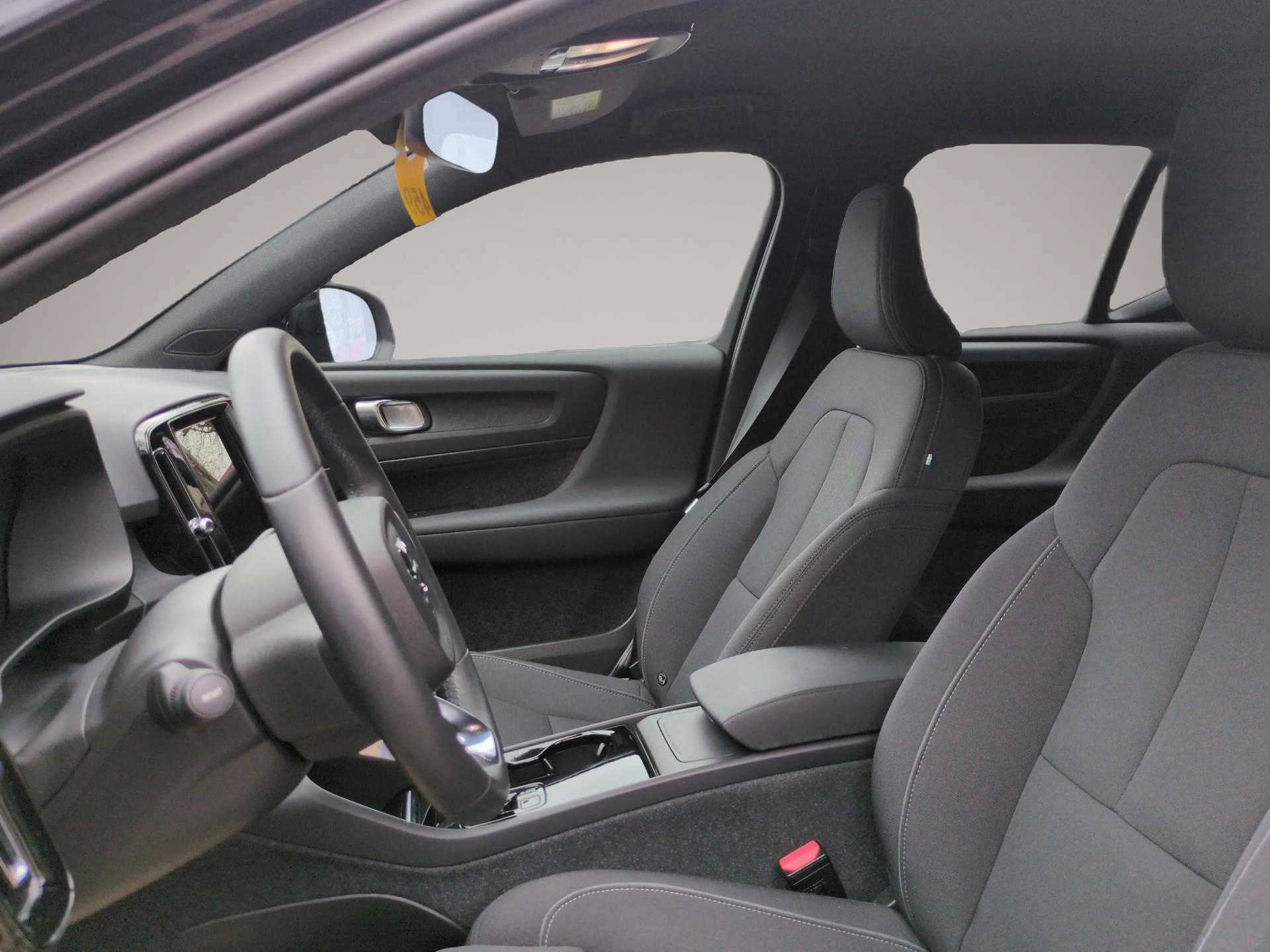 Volvo XC40 (03/2023, ELECTRIC)