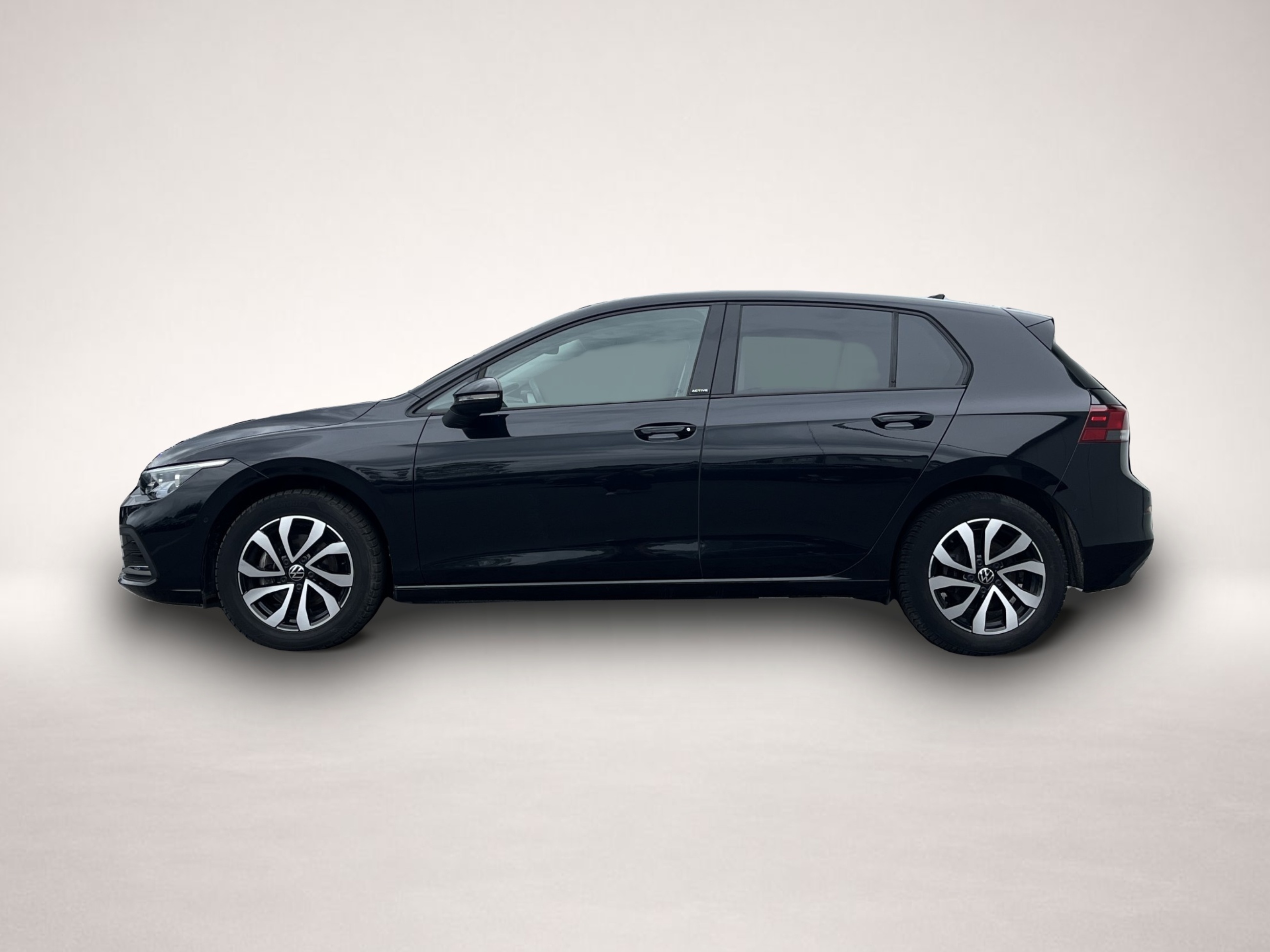 Volkswagen Golf (12/2022, Benzin)