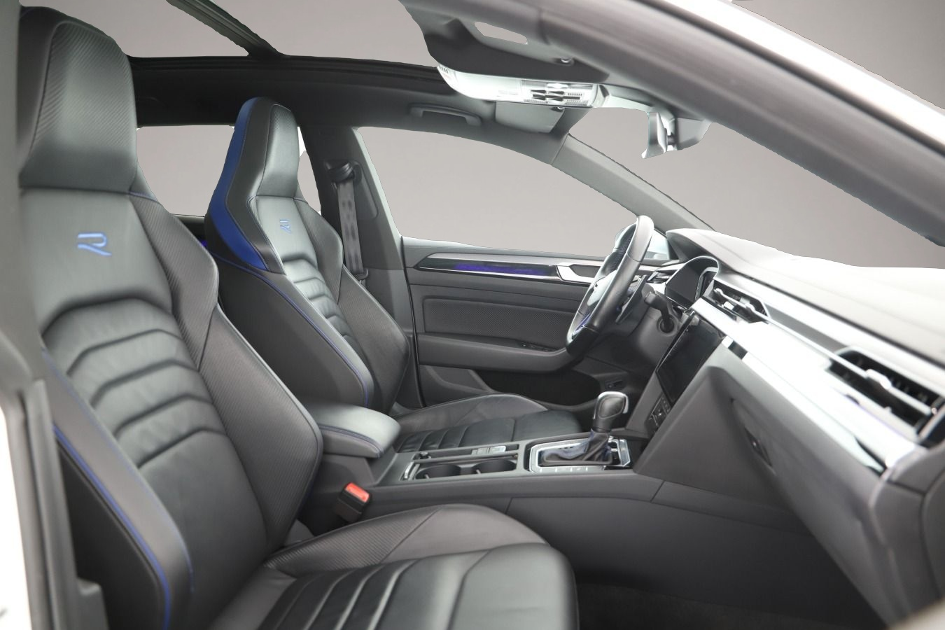 Volkswagen Arteon (04/2021, )