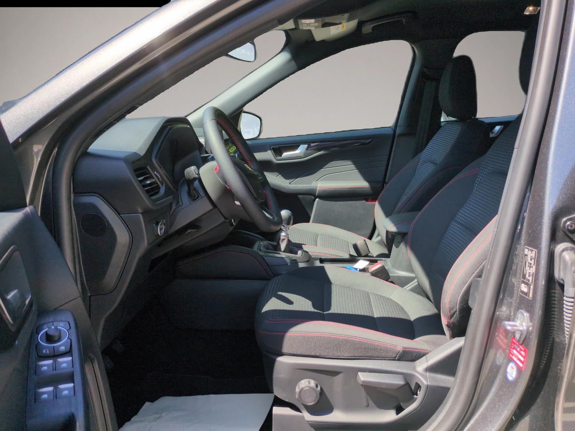 Ford Kuga (01/2024, Benzin)
