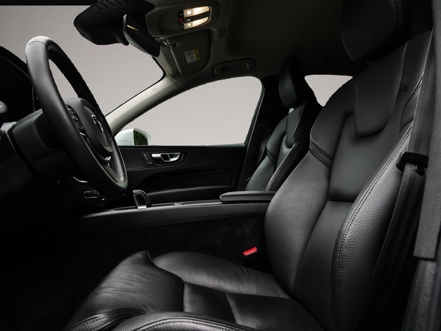 Volvo XC60 (09/2023, Benzin)