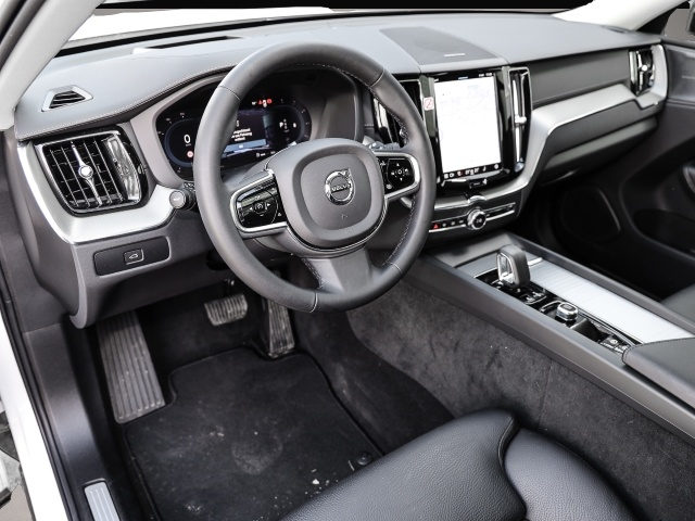 Volvo XC60 (09/2023, Diesel)