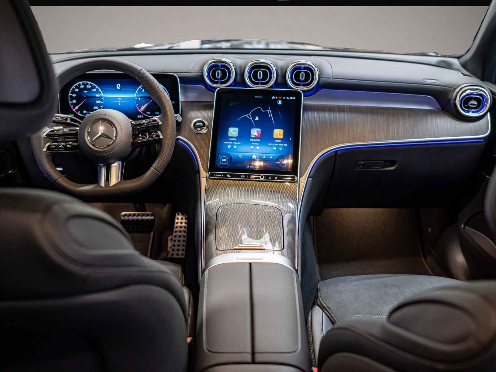 Mercedes-Benz GLC 220 (10/2025, Diesel)