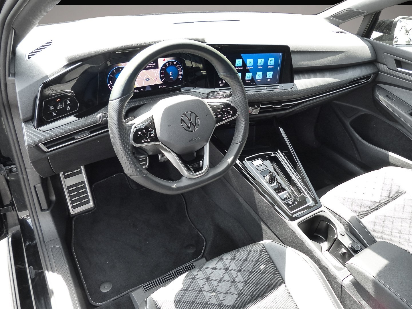 Volkswagen Golf (04/2024, )