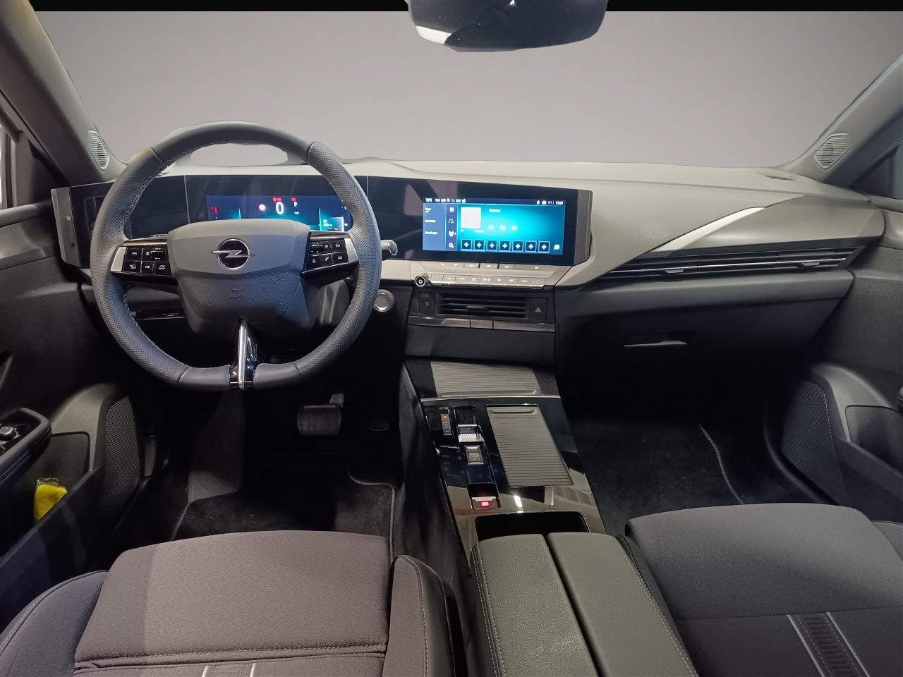 Opel Astra (02/2025, Benzin)