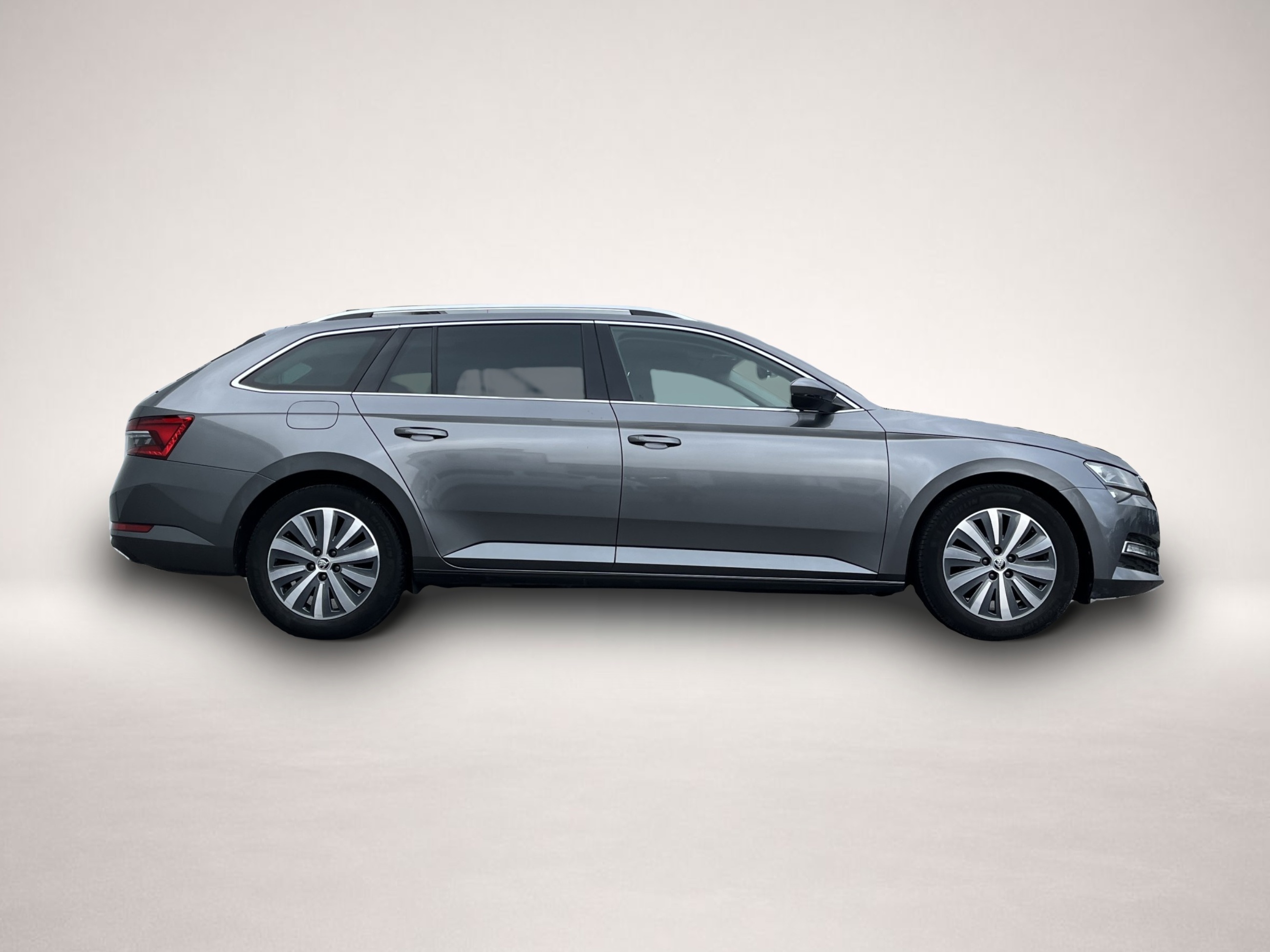 Skoda Superb (03/2023, Diesel)