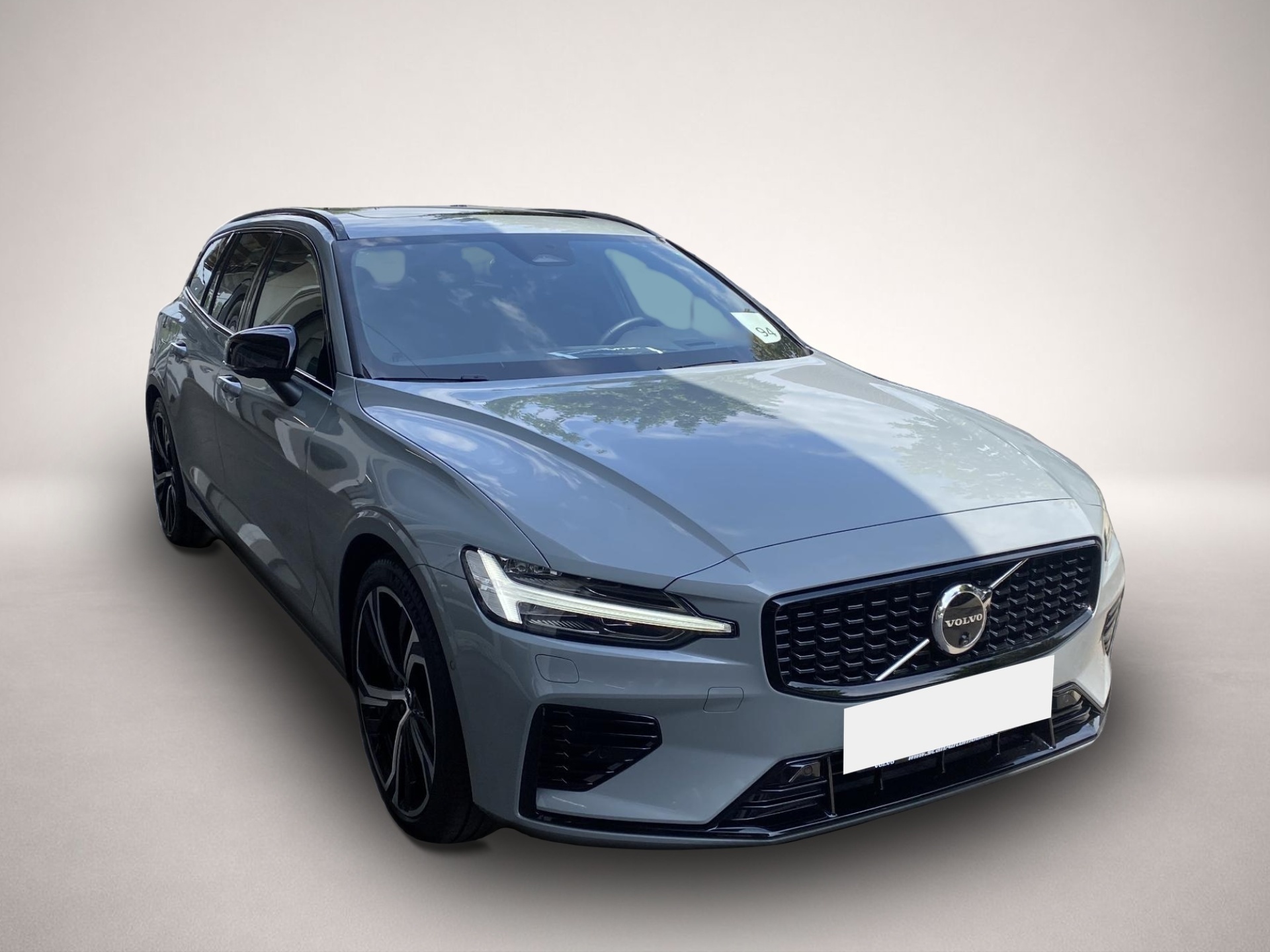 Volvo V60 (07/2024, Hybrid (Benzin/Elektro))