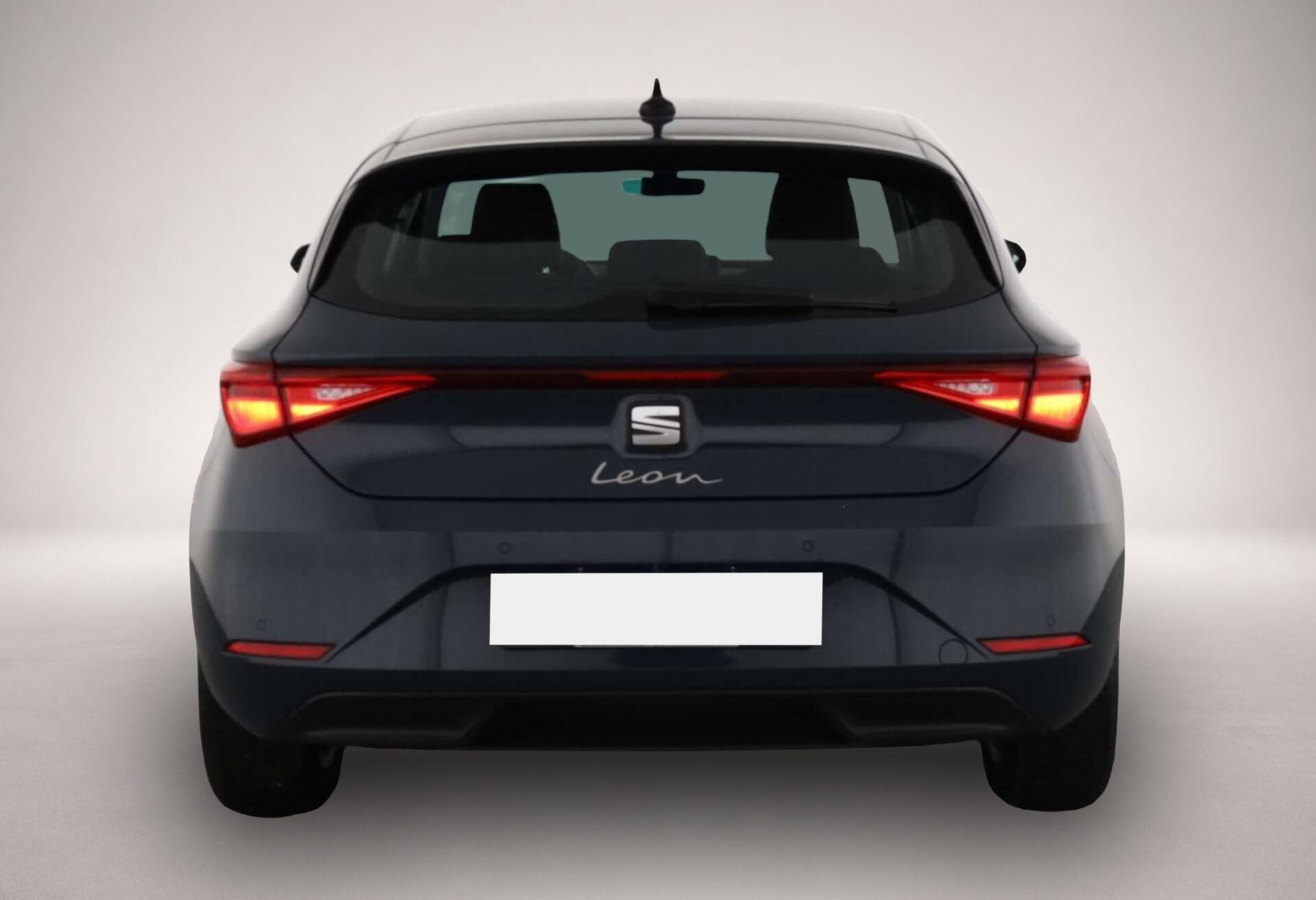 Seat Leon (01/2026, Benzin)