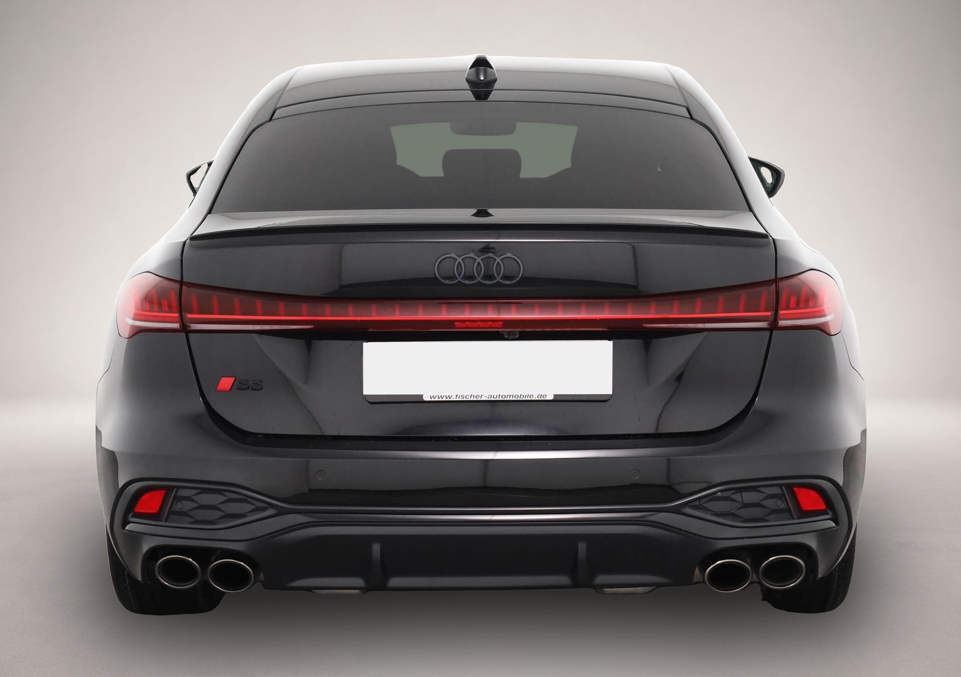Audi quattro (07/2025, Benzin)