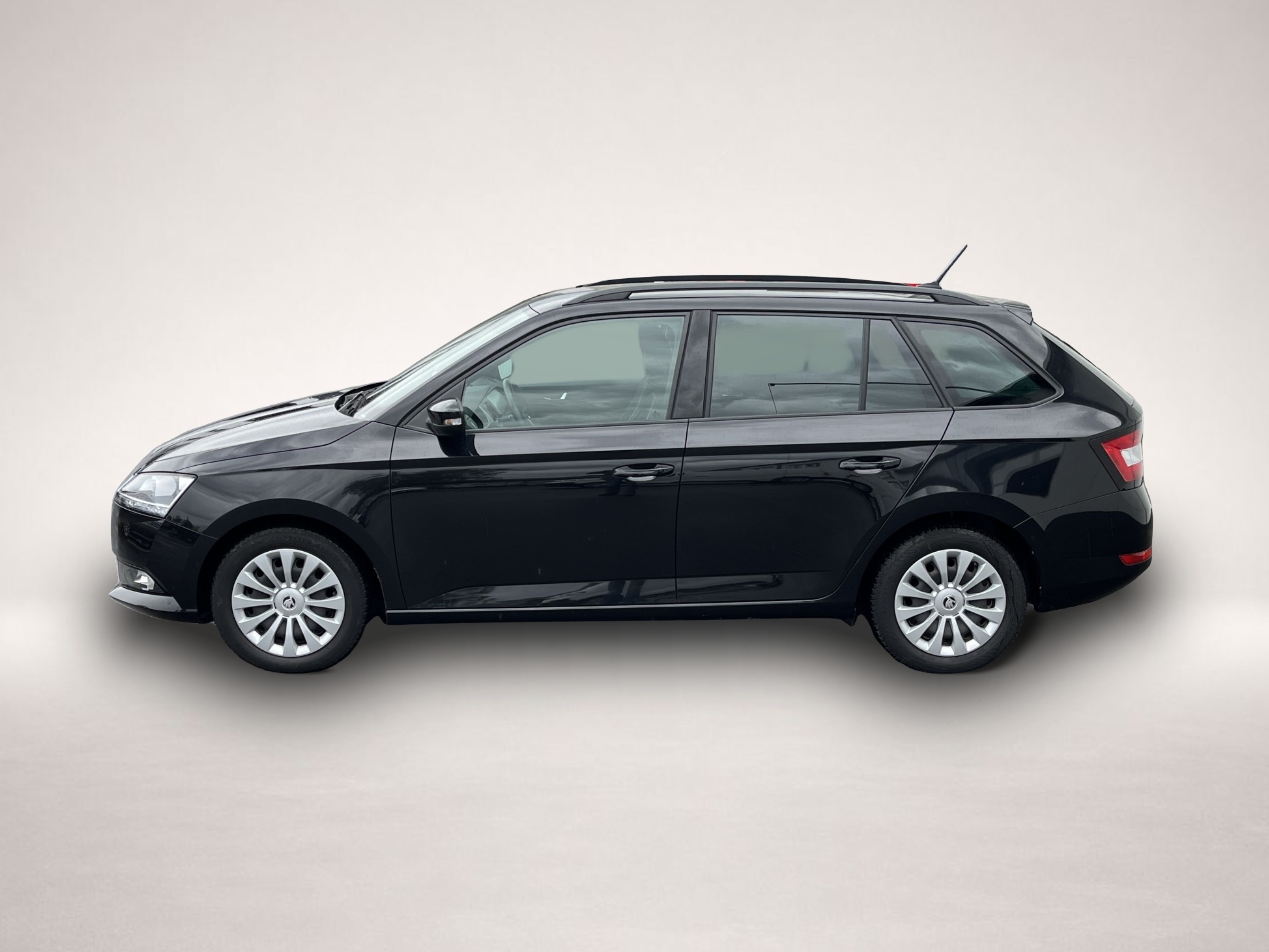 Skoda Fabia (11/2022, Benzin)