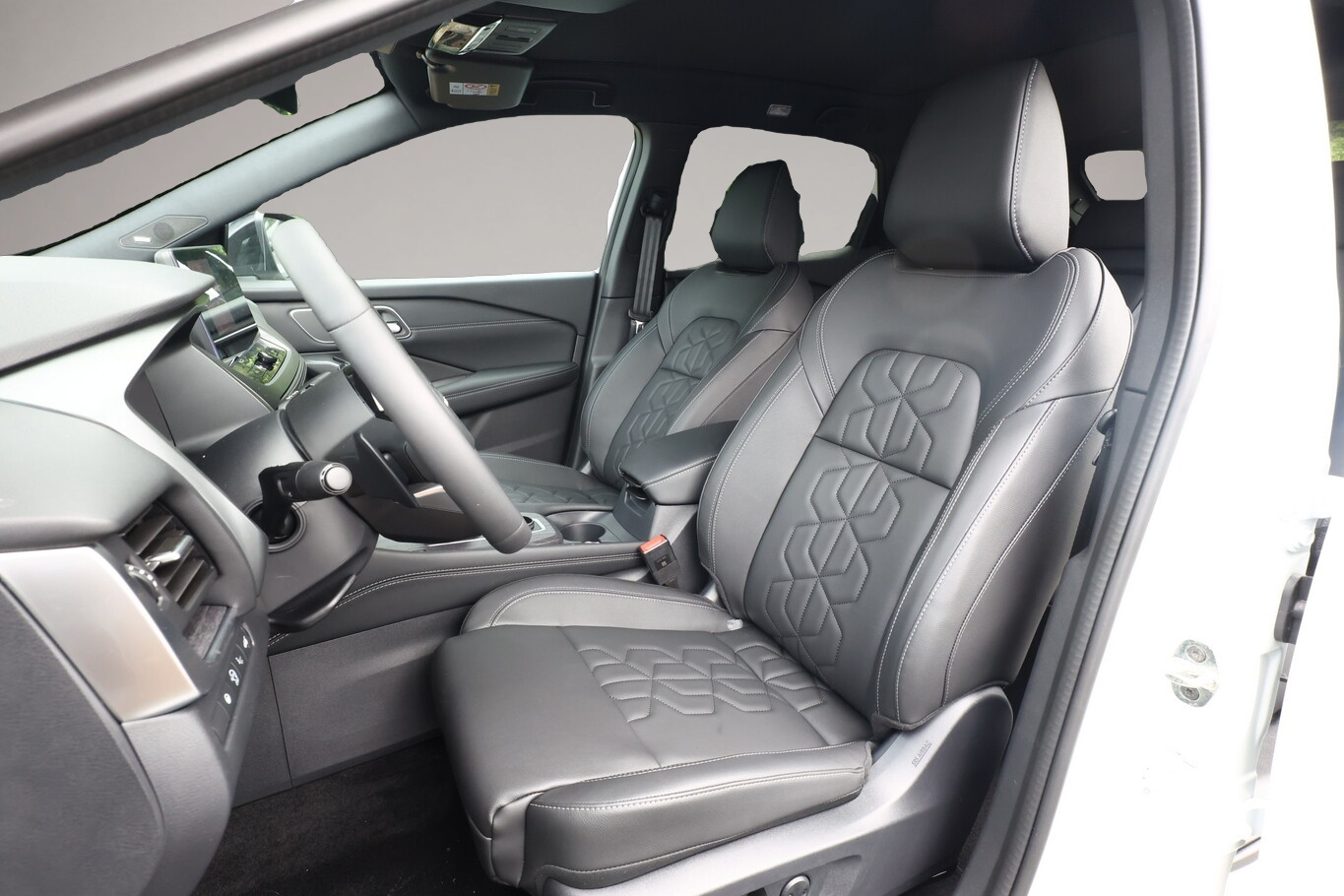 Nissan Qashqai (06/2026, Benzin)