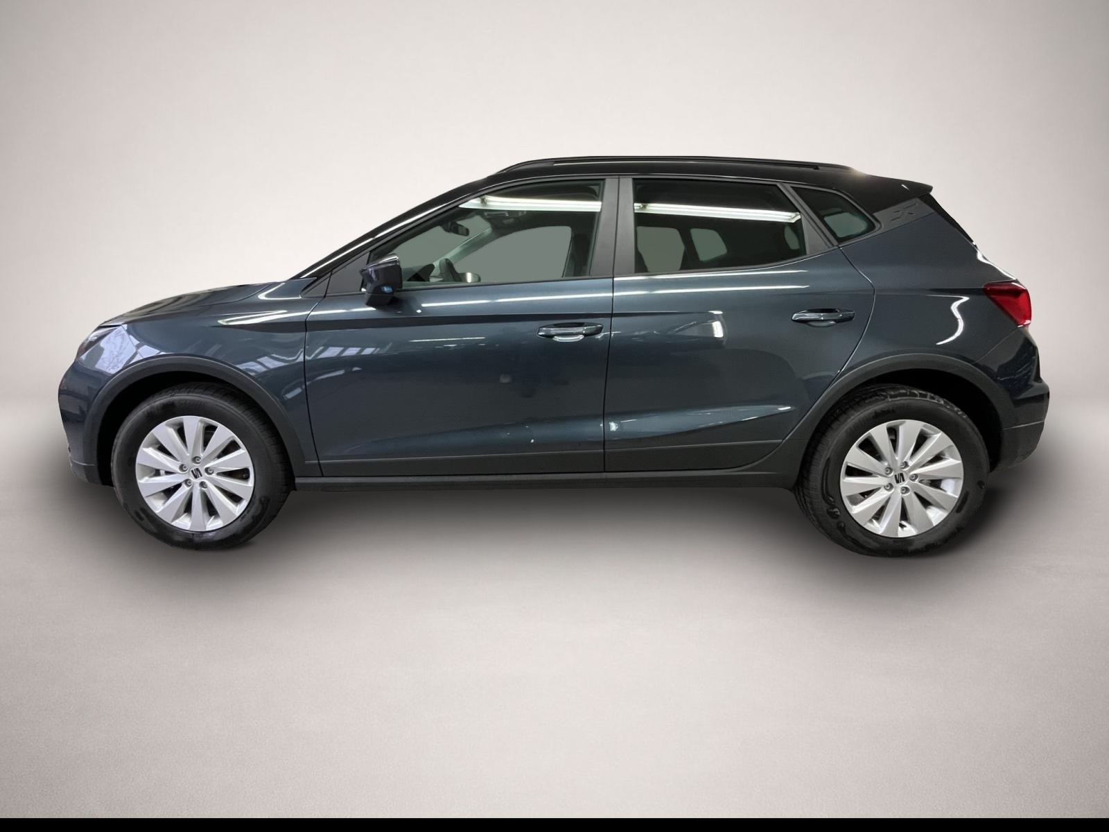 Seat Arona (12/2025, Benzin)