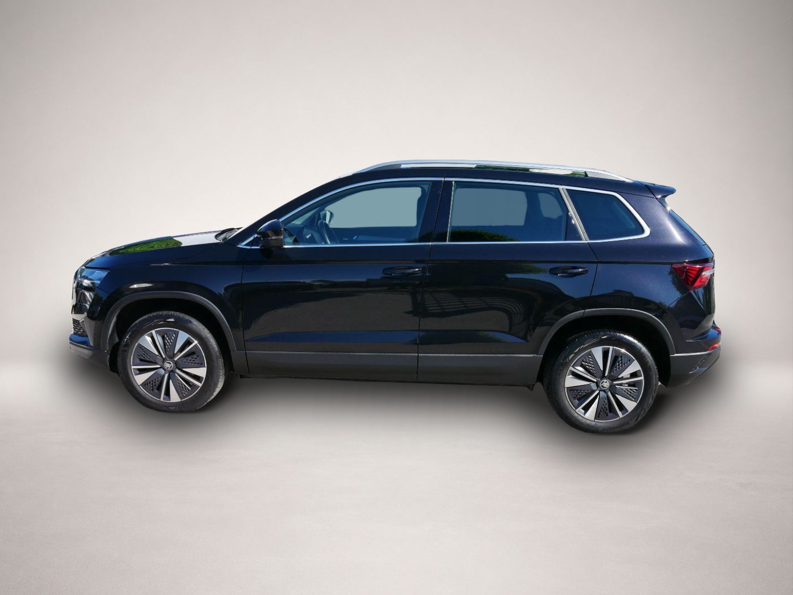 Skoda Karoq (04/2025, Benzin)