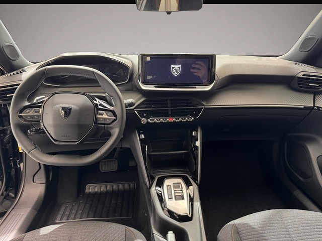 Peugeot 2008 (07/2025, Benzin)
