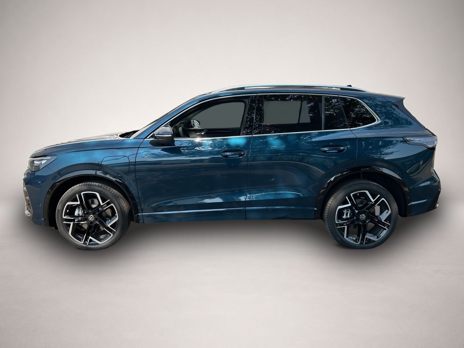Volkswagen Tiguan, image 4 of 5