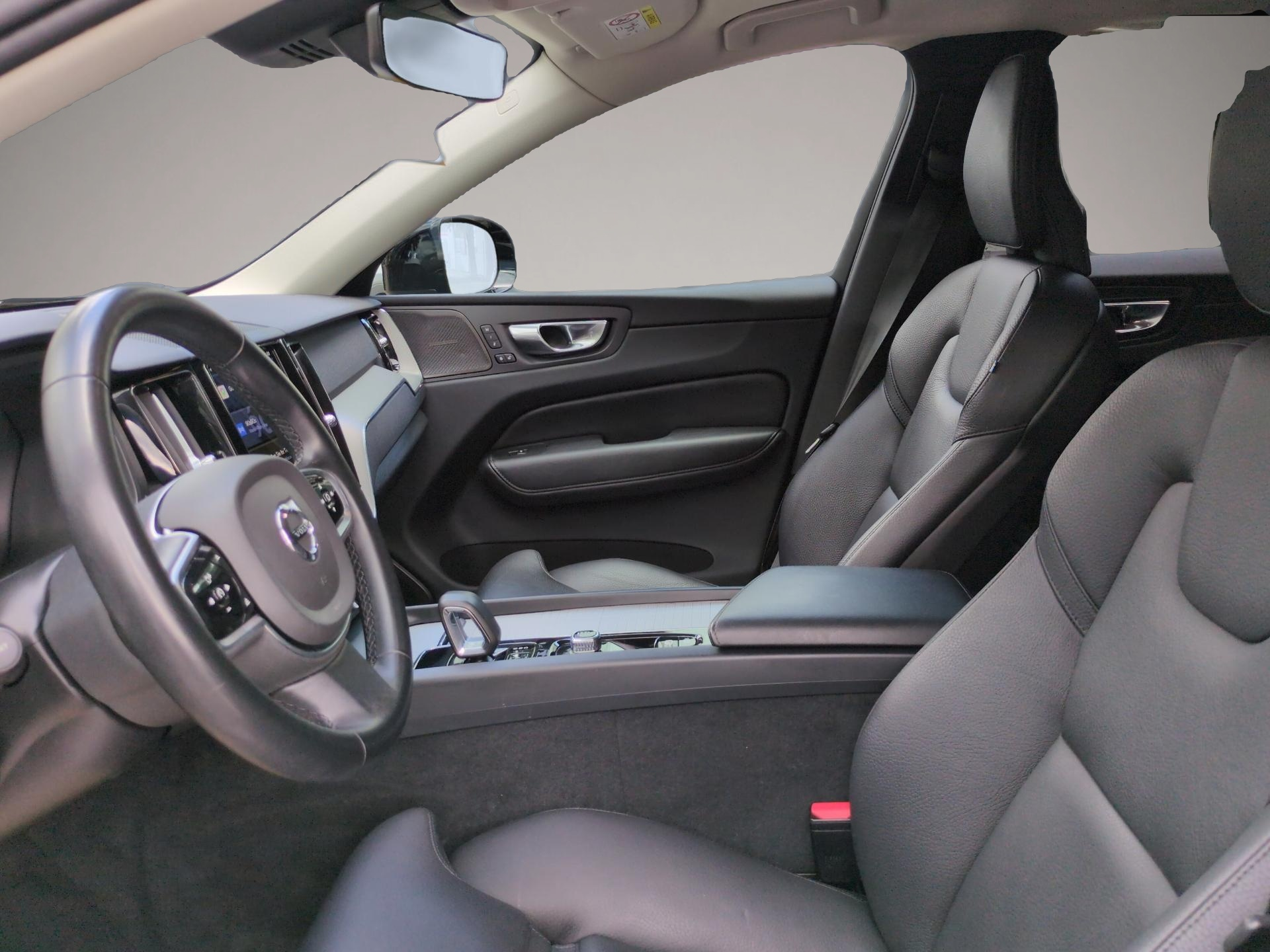 Volvo XC60 (03/2023, Benzin)