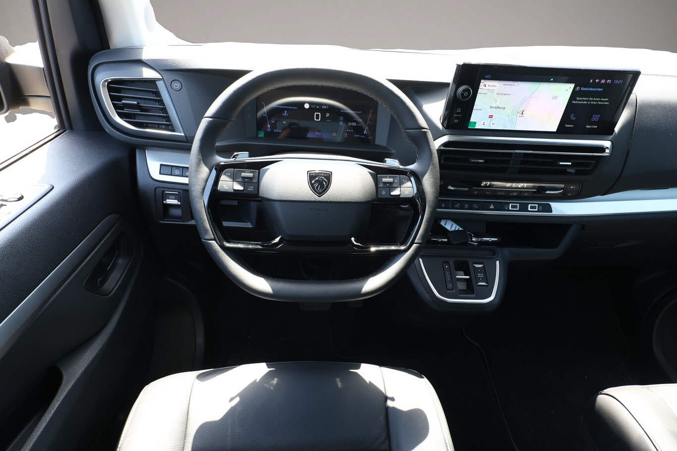 Peugeot Traveller (12/2025, Diesel)