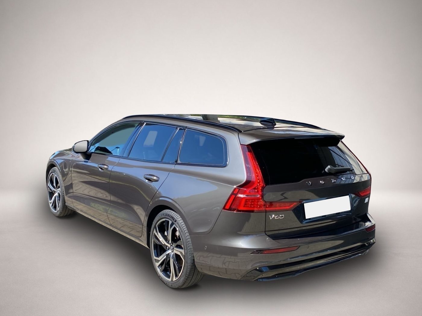 Volvo V60 (05/2023, )