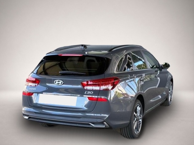 Hyundai i30 (12/2025, Hybrid (Benzin/Elektro))