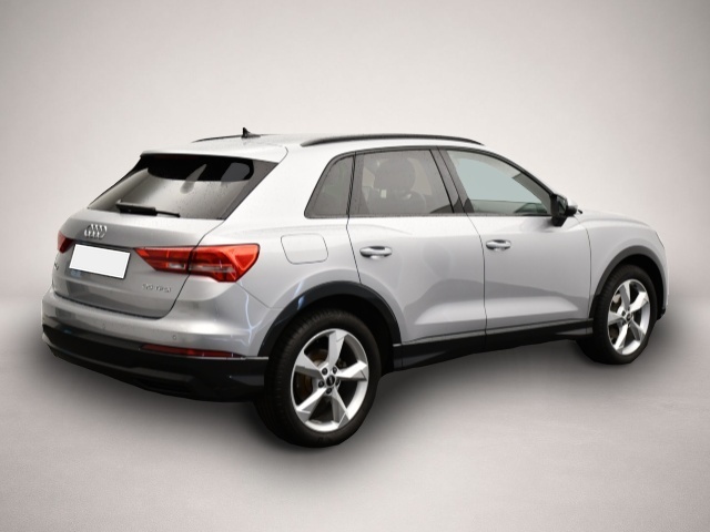 Audi Q3 (05/2022, )