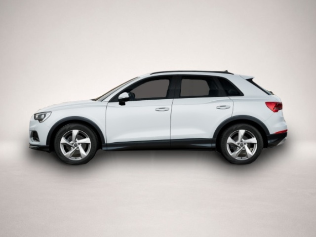Audi Q3 (08/2025, Benzin)