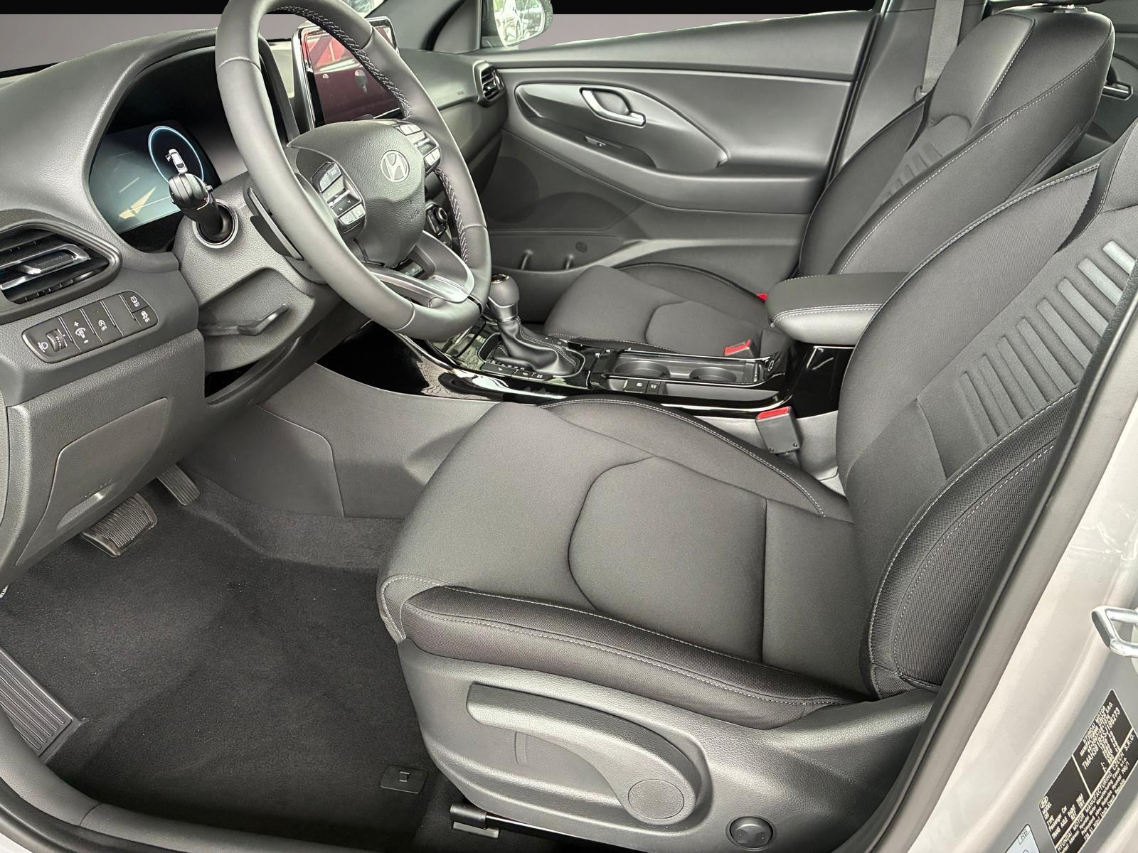 Hyundai i30 (12/2025, Benzin)