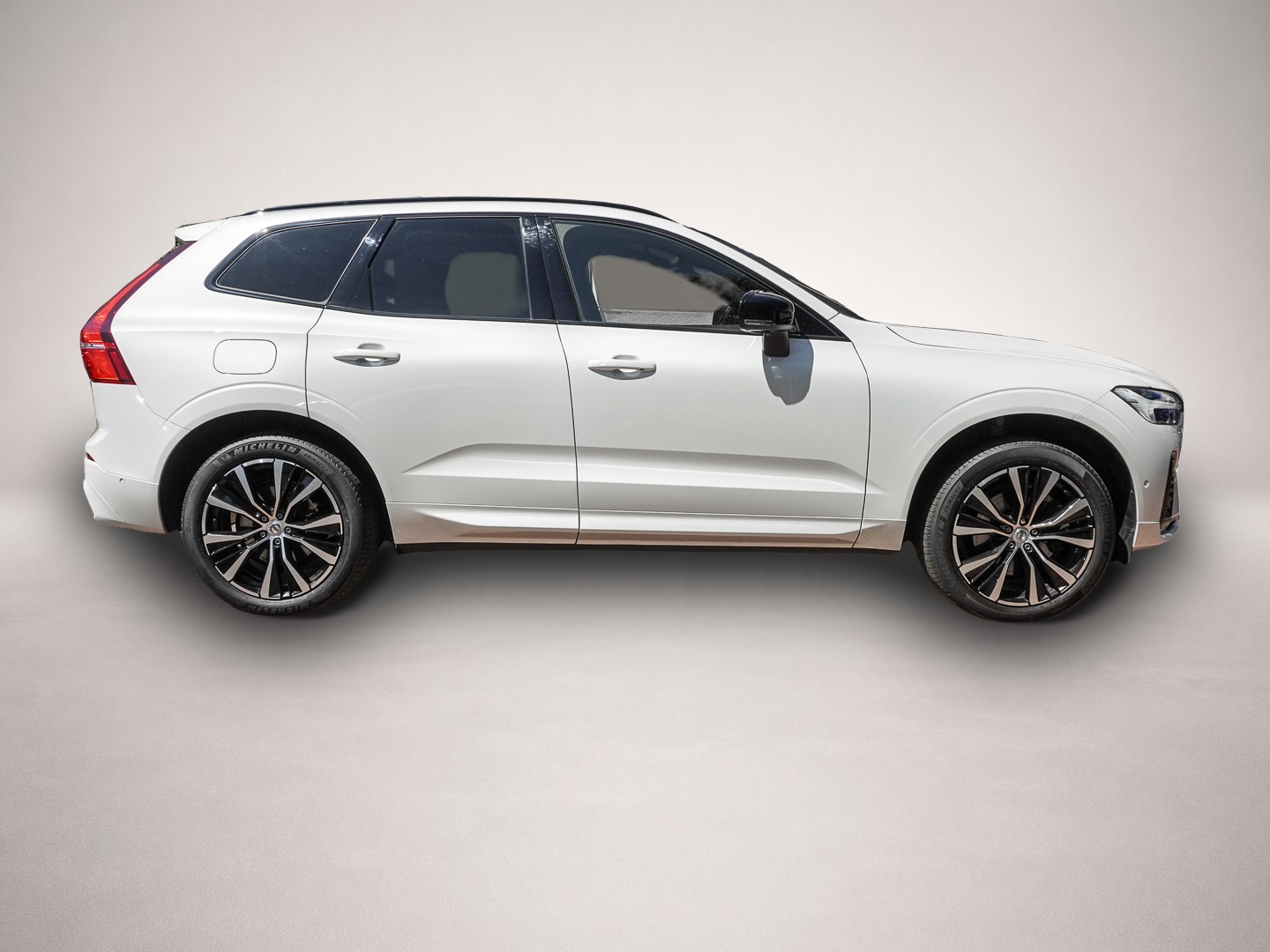 Volvo XC60 (07/2023, Benzin)