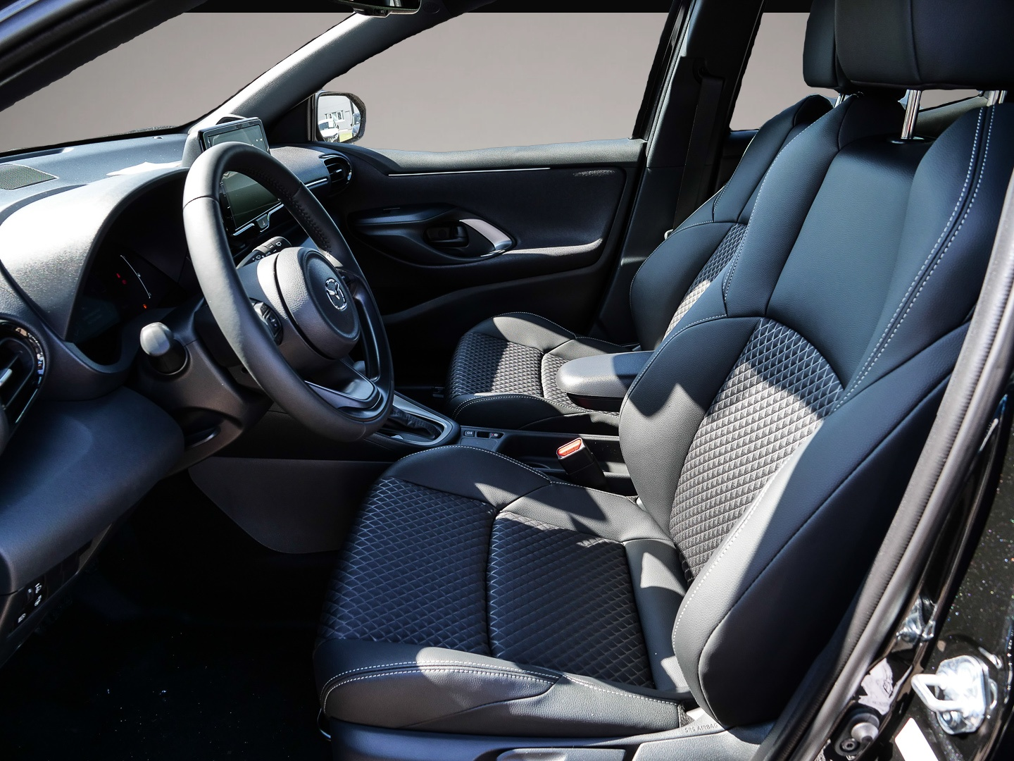 Mazda 2 Hybrid, Bild 4 von 6
