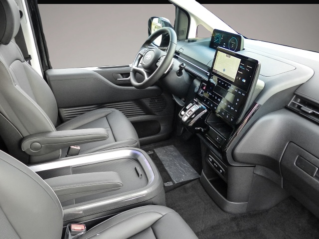 Hyundai STARIA (11/2025, Hybrid (Benzin/Elektro))