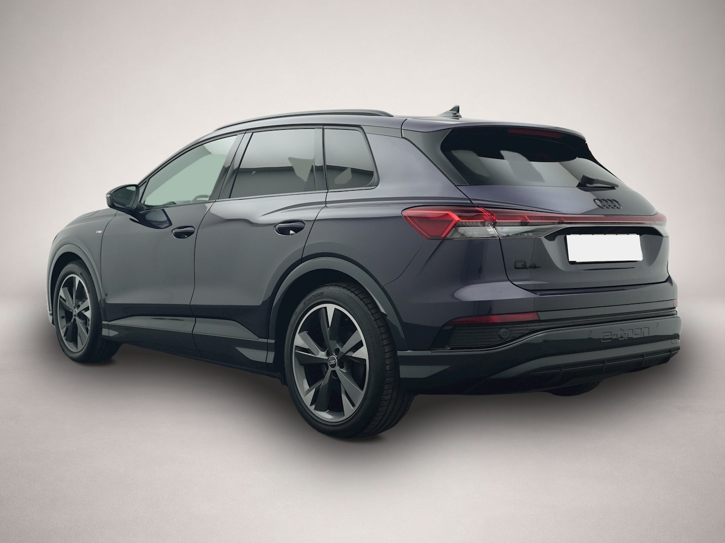 Audi Q4 e-tron (05/2025, ELECTRIC)