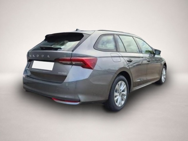 Skoda Octavia (05/2026, Benzin)