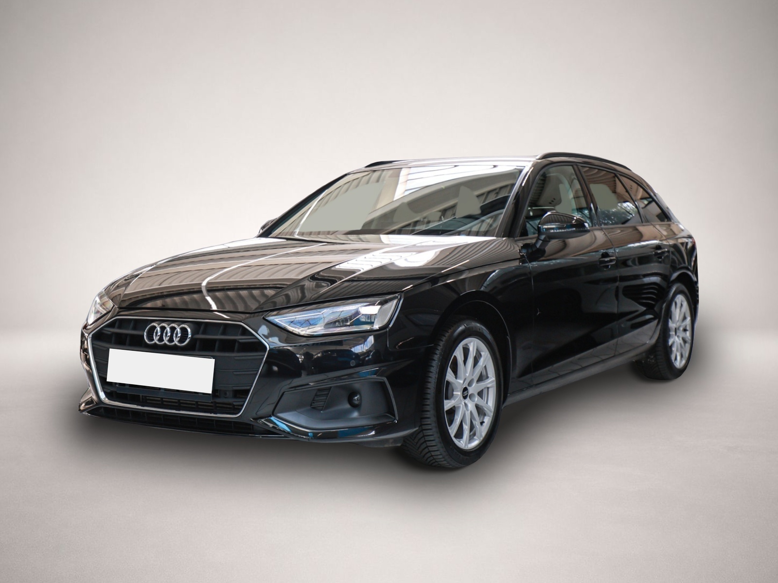 Audi A4 (05/2022, Benzin)