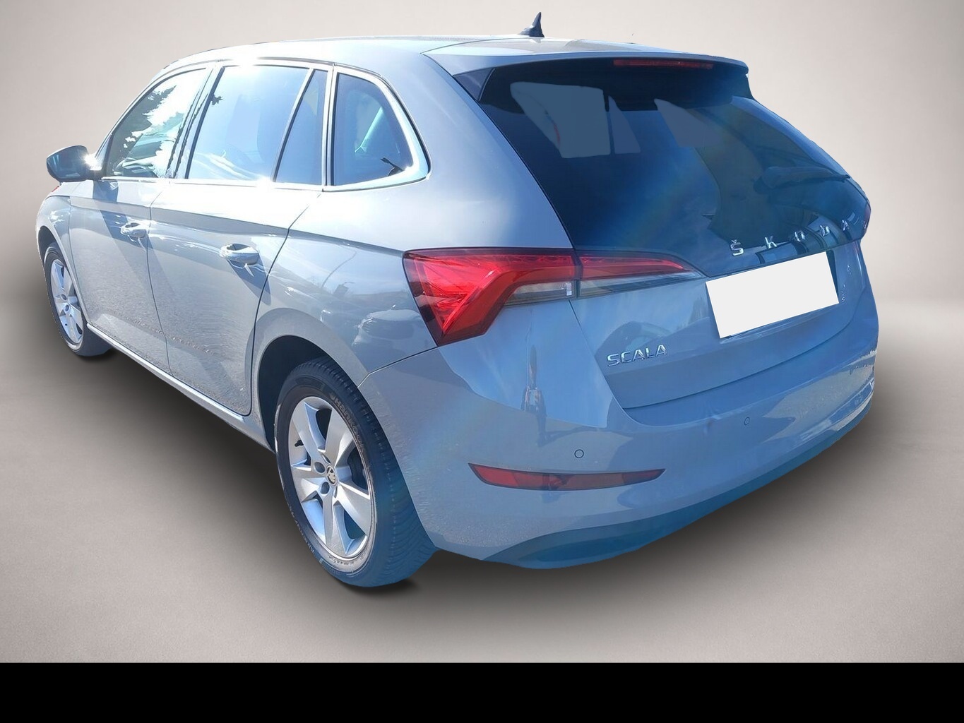 Skoda Scala (08/2022, Benzin)