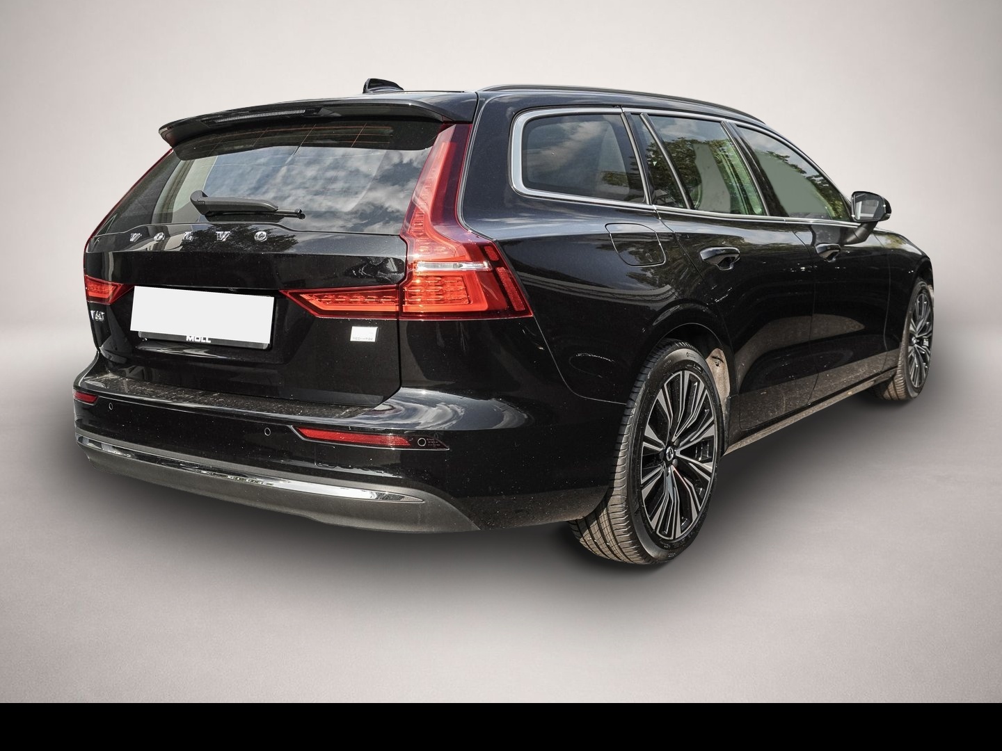 Volvo V60 (06/2023, )