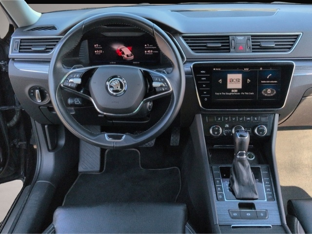 Skoda Superb (11/2021, Diesel)