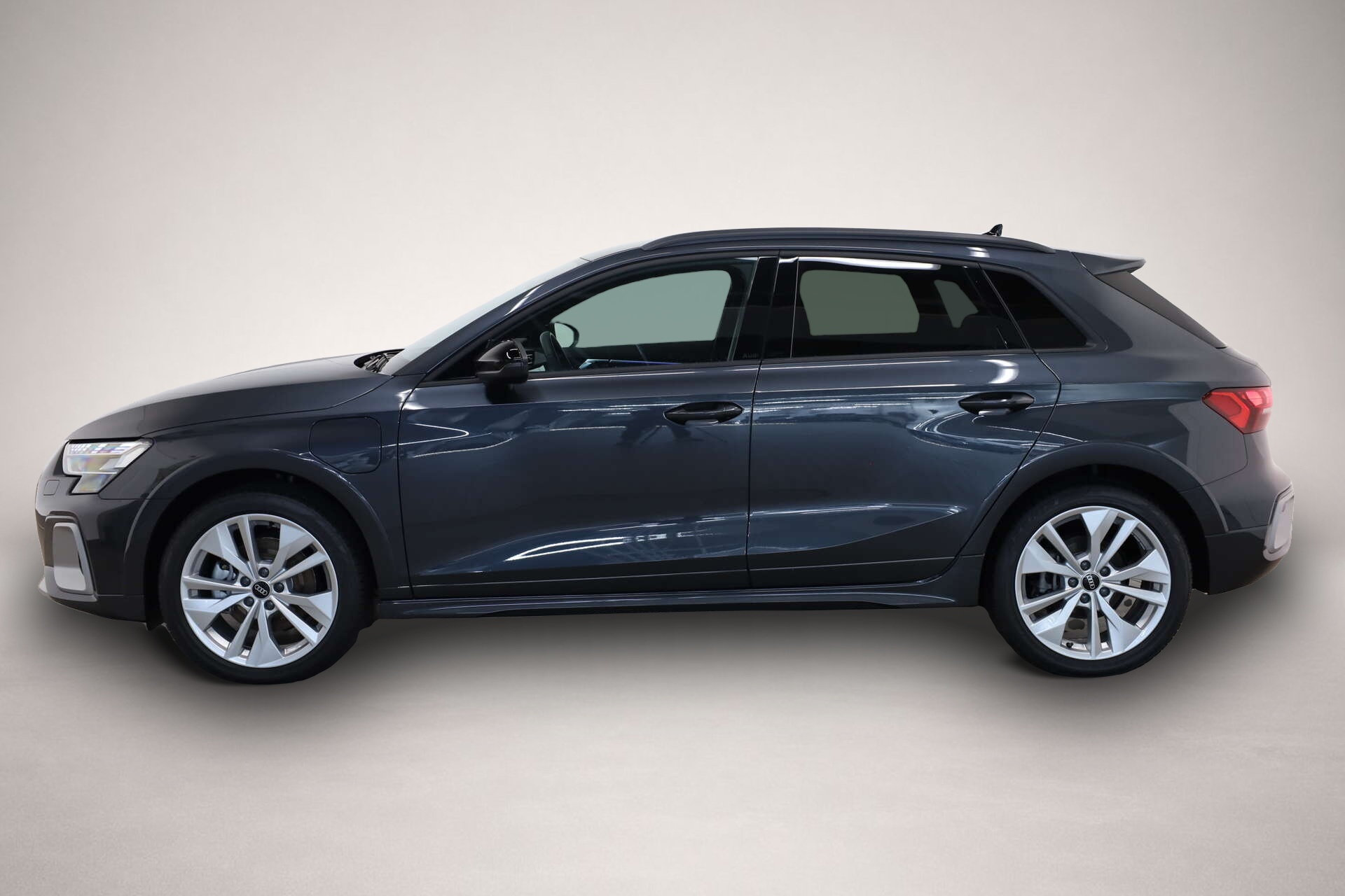 Audi A3 (08/2025, Hybrid (Benzin/Elektro))