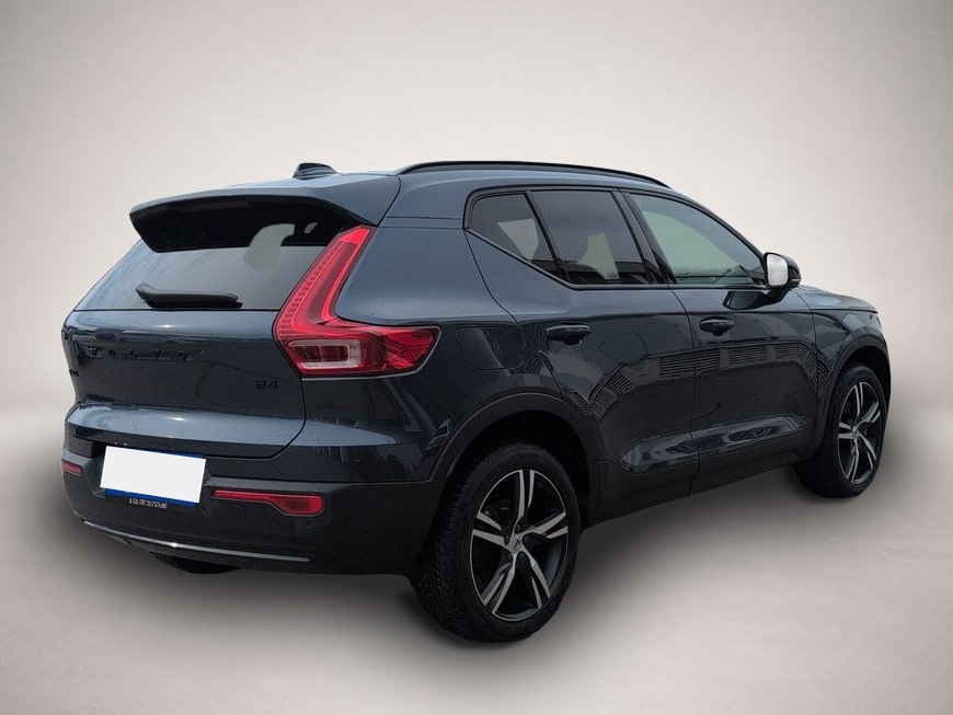Volvo XC40 (09/2025, Benzin)
