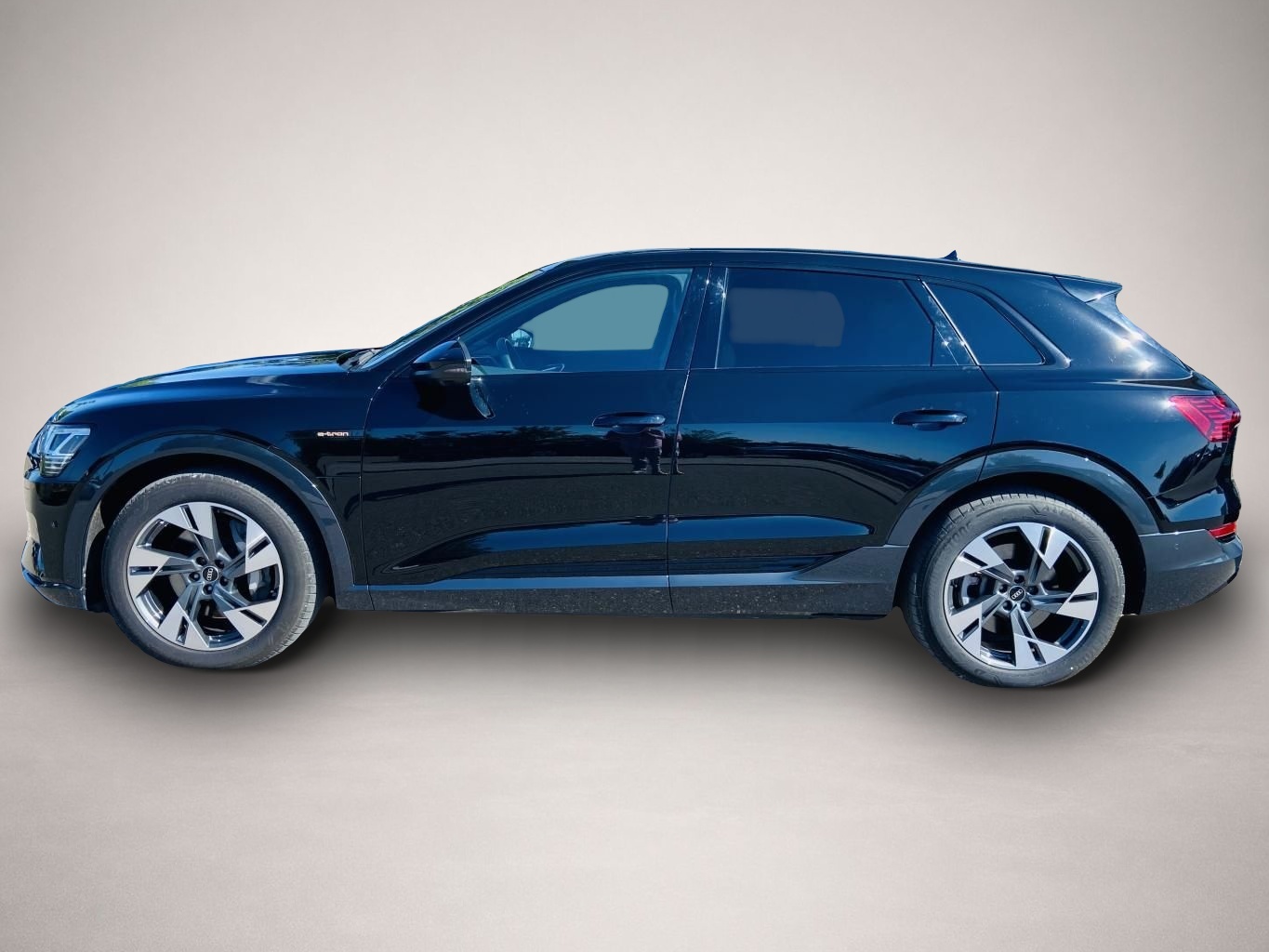 Audi e-tron (02/2023, )