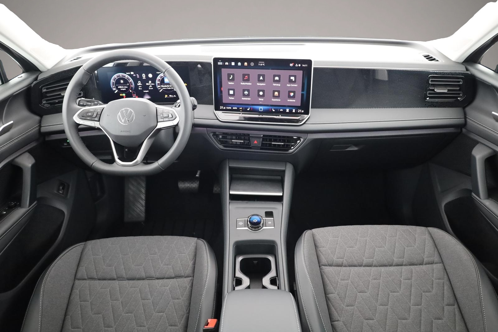 Volkswagen Tiguan (11/2025, Benzin)